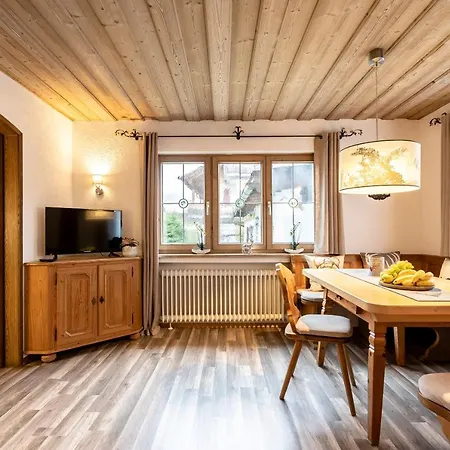 Anna Apartman