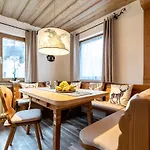 Anna Apartment