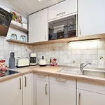 Anna Apartment *