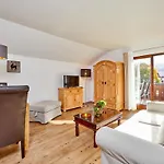 Anna Apartment *